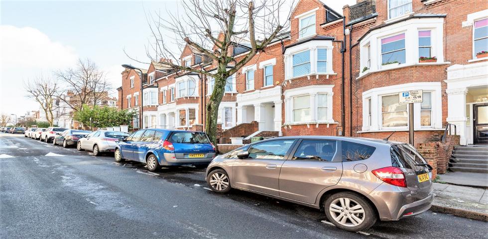 			Studio Apartment, 1 bath, 1 reception Studio			 Sherriff Road, West Hampstead